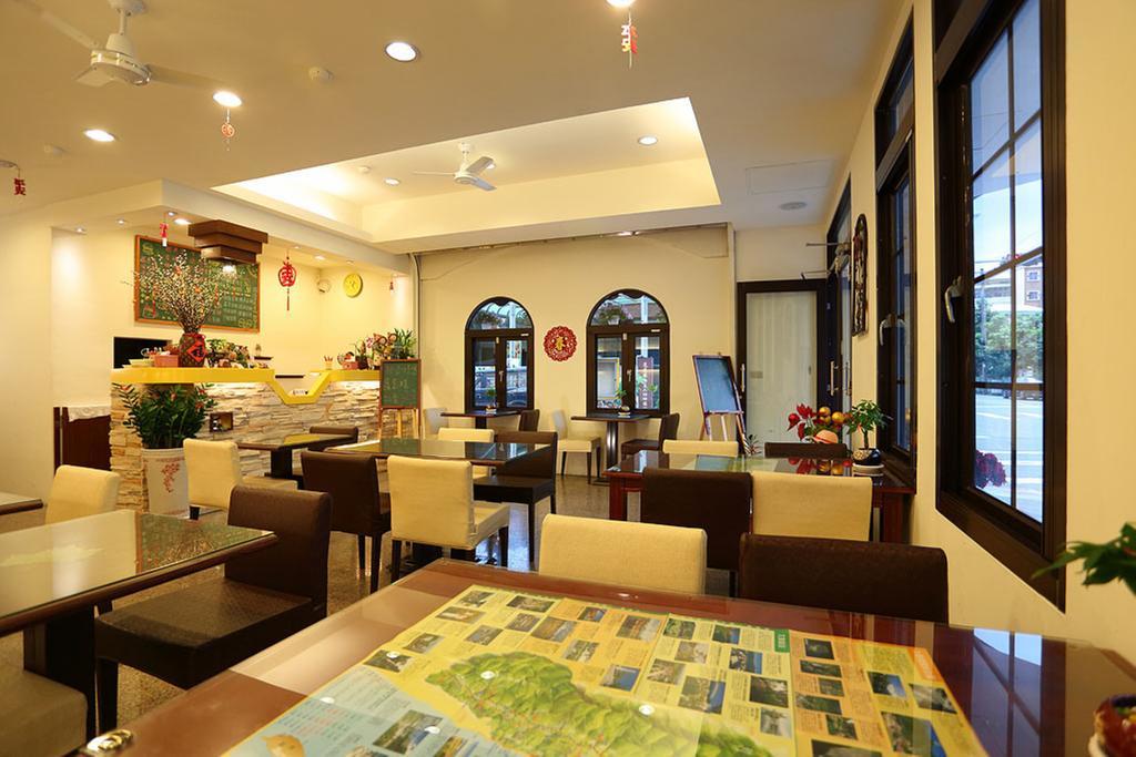 Love in Hualien B&B Buitenkant foto
